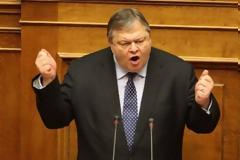 ΝΕΑ ΔΡΙΜΕΙΑ ΕΠΙΘΕΣΗ ΒΕΝΙΖΕΛΟΥ ΣΤΟΝ ΣΥΡΙΖΑ (VIDEO)