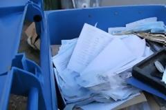 Στα σκουπίδια φορολογικά αρχεία λόγω «λουκέτου» της ΔΟΥ