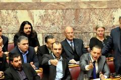 Χρυσή Αυγή.. Κάθαρση «μαϊμού»..Έδωσαν ανάσα στο διεφθαρμένο σύστημα εξουσίας.