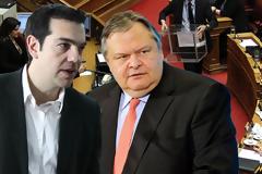 Τσίπρας εναντίον Βενιζέλου: Η επόμενη μέρα μετά τη νύχτα της ντροπής...