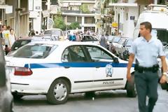 Έκλεψαν προτομή 200 κιλών από την πλατεία χωριού της Λάρισας..Επιχείρηση σκούπα σε καταυλισμό ρομά.