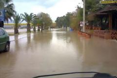 Πάτρα: Λιμνοθάλασσα η οδός Ποσειδώνος στο Ρίο - Δείτε φωτο