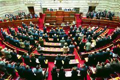 Όχι στη μείωση του αριθμού των βουλευτών