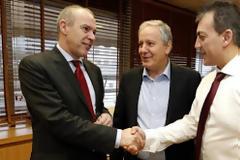 Δήμοι: 50.000 προσλήψεις άνεργων νέων μέσω ΕΕ