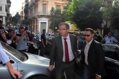 ΔΝΤ: Απολύσεις στο δημόσιο και νέα μέτρα