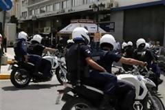 Πάτρα: Έκλεψαν δύο ρόλεξ από κατάστημα - Ανθρωποκυνηγητό στο κέντρο!