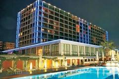 Μαίνεται ο πόλεμος για το «Makedonia Palace»