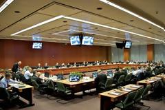 Eurogroup: Άνοιξε ο δρόμος για την επόμενη δόση