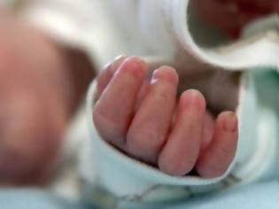 Φωτογραφία για Αμαλιάδα: Βιαστικό μωρό γεννήθηκε στο... δρόμο