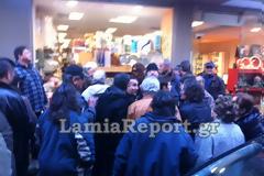 Λαμία: Οι πολίτες έπιασαν τον πορτοφολά