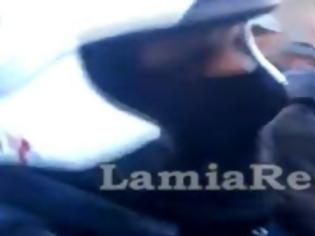 Φωτογραφία για Λαμία: Πολίτες έπιασαν μέλος συμμορίας αλλοδαπών πορτοφολάδων...! Βίντεο