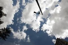 Βελτιώνεται ο καιρός, ανεβαίνει η θερμοκρασία