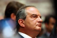 Γιατί ο Καραμανλής ψήφισε στην κάλπη για παραπομπή Παπανδρέου