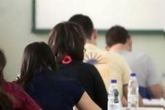 Υποχρεωτικά στα θρανία μέχρι και 13 χρόνια