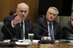 τι εξηγήσεις δίνει ο Γιάννης Ραγκούσης για την ένταξη της χώρας στο μνημόνιο...!!!