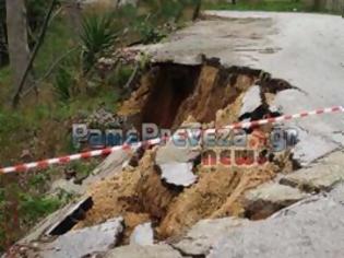 Φωτογραφία για Πρέβεζα: Ξεχείλισε παραπόταμος στον Λούρο - Έπεσε ο δρόμος και υπό κατάρρευση τοιχίο στον Μύτικα
