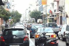 Πάτρα: Έντονοι διαπληκτισμοί μεταξύ πολιτών και αστυνομικών για τις πινακίδες