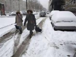 Φωτογραφία για Σφοδρές χιονοπτώσεις στη Γερμανία και τη Ρωσία