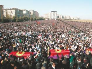 Φωτογραφία για Παρίσι: Συνελήφθη ύποπτος για τη δολοφονία των τριών μελών του PKK