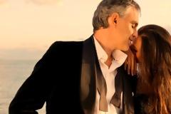 Andrea Bocelli και Jennifer Lopez: H συνεργασία της χρονιάς είναι εδώ!