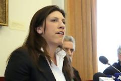 Κανείς δεν θέλει την Ζωή Κωνσταντοπούλου!