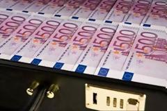 Στον αέρα 25 δισ. ρωσικά κεφάλαια στην Κύπρο