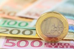 Επιμήκυνση αποπληρωμής των δανείων ζητούν Ιρλανδία-Πορτογαλία