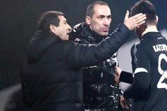Αλλάζει το σύστημα ο Δώνης