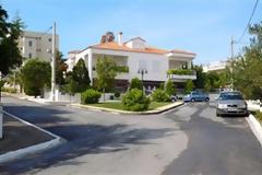 Κάτοικοι στις γειτονιές παίρνουν την κατάσταση στα χέρια τους