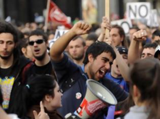 Φωτογραφία για Αυξάνεται η φτώχεια και η ανεργία στην Ιταλία