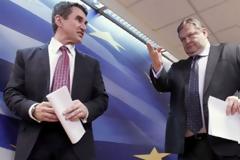 Bενιζέλος για Λοβέρδο: Δεν μπορεί κάποιοι να πιστεύουν ότι θα ξεκινήσουν καινούργια καριέρα πατώντας τα 60