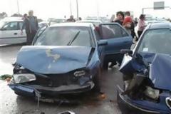 Αχαΐα: Καραμπόλα με τρία οχήματα στα Καμίνια
