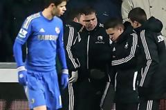 Κλώτσησε το ballboy ο Αζάρ αλλά τη γλίτωσε