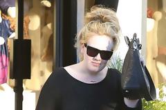 AΠΟΚΑΛΥΦΘΗΚΕ: Μάθετε το όνομα του γιου της Adele!
