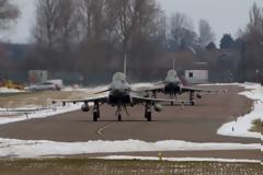 Στις ΗΠΑ μεταβαίνουν βρετανικά μαχητικά EF-2000 Typhoon