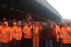 Πορεία προς το σταθμό Άγιο Αντώνιο από εργαζομένους του Μετρό