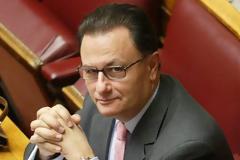 Υπουργός Άμυνας: Δεν έχει απόρρητα έγγραφα ο Βενιζέλος