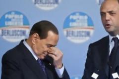 Κατέρρευσε ο Σίλβιο Μπερλουσκόνι κατά τη διάρκεια κομματικής εκδήλωσης