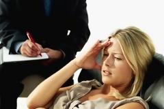 18 μήνες φυλακή σε Ψυχοθεραπευτή!! - Δείτε τι έκανε στην 19χρονη όσο αυτή 