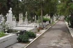 Άταφοι γιατί δεν υπάρχουν χρήματα!