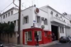 Στις φλόγες φανοποιείο στον Βόλο