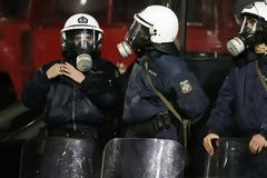 Επεισόδια οπαδών ΠΑΟ και ΑΕΚ στα Εξάρχεια!