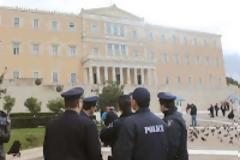 Πάνω από 600 αστυνομικοί επιστρέφουν στην φρουρά επωνύμων