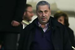Τα λέει με τους «κομμένους» ο Δημητρέλος