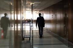 Tα νέα όρια ηλικίας για δημοσίους υπαλλήλους