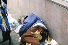 Ιαπωνία: Μειώνονται οι κοινωνικές παροχές για τους φτωχούς