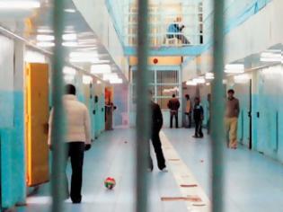 Φωτογραφία για Φωκίδα: Νέα συμπλοκή στις φυλακές - Τρεις κρατούμενοι στο νοσοκομείο