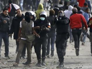 Φωτογραφία για Βίασαν 19 γυναίκες στην Ταχρίρ – Ο στρατός αντικαθιστά την αστυνομία!