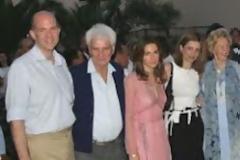 Ο Μιονί δείχνει τώρα και άγνωστη εταιρία και καταθέτες - μυστήριο