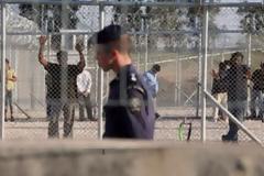 Διαψεύδονται τα περί Κέντρου Κράτησης Μεταναστών στην Πάτρα - Τι λέει ο Νίκος Τσούκαλης